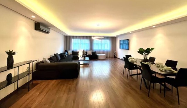 The Grandiose 180 m2 w/ 3 Bedrooms Golden Triangle