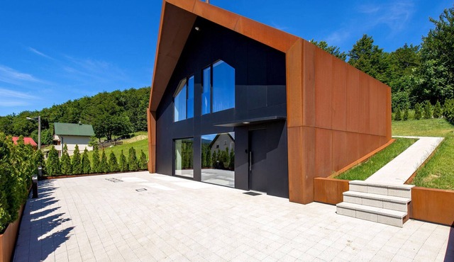 This modern and elegant vacation home is located in the green heart of Croatia, in Gorski Kotar.