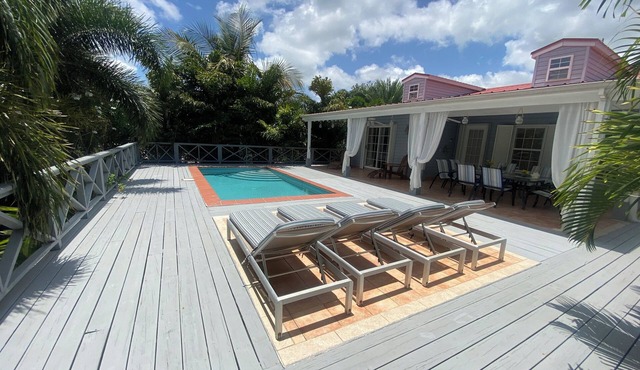 Three Bed Villa with Private Pool Set In Tropical Gardens.