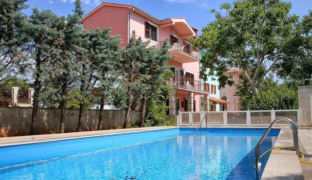 Three bedroom apartment with terrace Krnica, Marčana (A-3029-a)