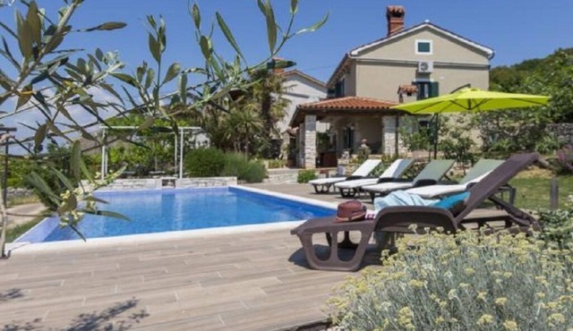 Traditional Istrian house with a nice garden, pool and sea view