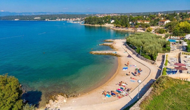 Two bedroom apartment with terrace Milovcici, Krk (A-22553-a)