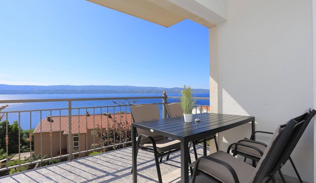 Two bedroom apartment with terrace and sea view Stanići, Omiš (A-17894-b)