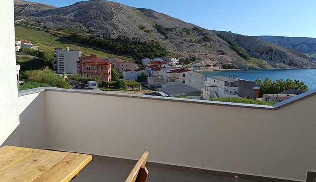 Two bedroom apartment with terrace and sea view Metajna (Pag) (A-4161-a)