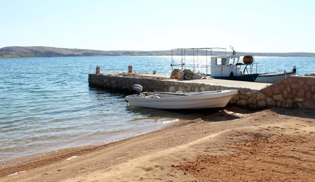 Two bedroom apartment with terrace and sea view Kustići, Pag (A-6320-d)
