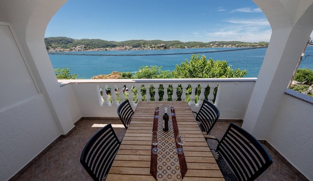 Two bedroom apartment near beach Supetarska Draga - Gornja (Rab) (A-11579-b)