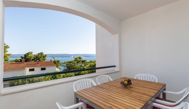 Two bedroom apartment with terrace and sea view Medići, Omiš (A-1046-d)