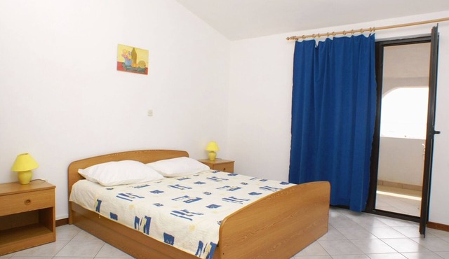 Two bedroom apartment with terrace and sea view Mandre, Pag (A-523-d)