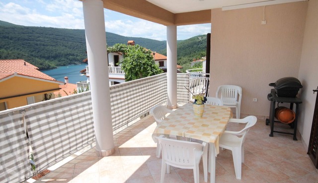 Two bedroom apartment with terrace and sea view Duga Luka (Prtlog), Labin (A-5528-a)