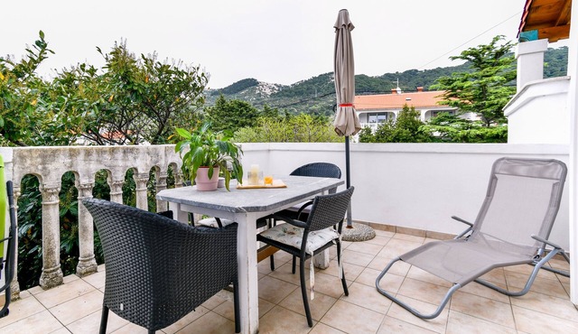 Two bedroom apartment with a swimming pool Barbat, Rab (A-20170-e)
