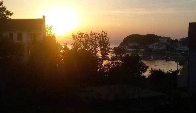 Two bedroom apartment with terrace Kampor, Rab (A-12388-a)
