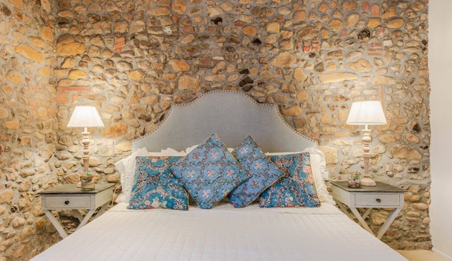 Typical Tuscan house: fenced garden 1000 Sqm, Air conditioning, pool, Views,