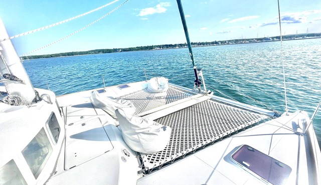Unique BnB on the water! - Sailboat in the Hamptons