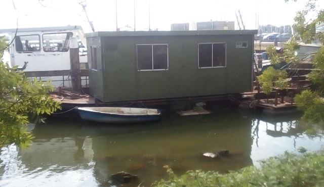 Unique cabin at Enkhuizen harbour