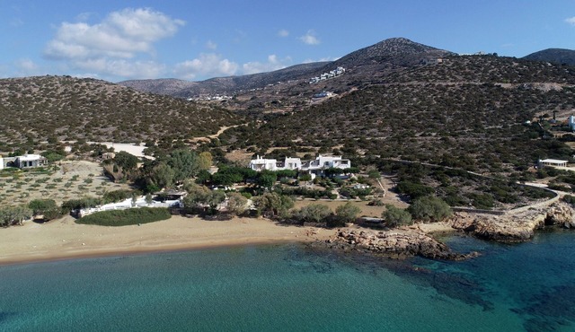 Unique Villa On Faragas beach