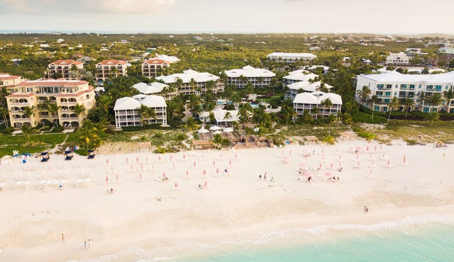 Updated Stunning Ocean Club Plaza luxury family spacious top floor apartment