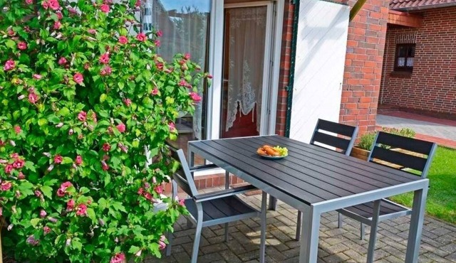 Vacation apartment/apartment for 2 guests with 45m² in Wangerland (94332)