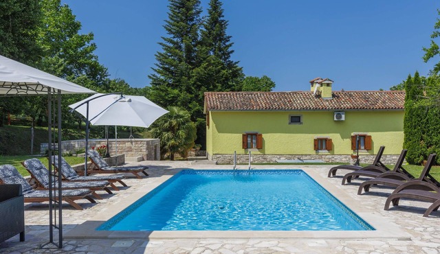 Vacation home Donada by Interhome