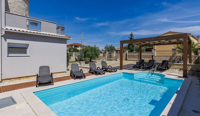 Vacation home Dzana by Interhome