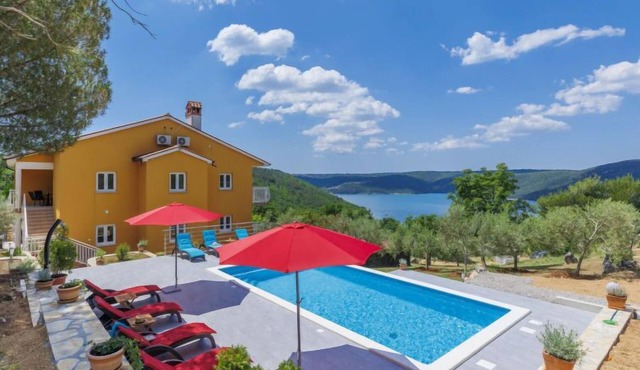 Vacation home Kosić by Interhome