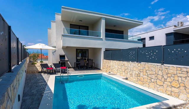 Vacation home Larus by Interhome