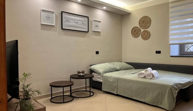 Vacation with family or friends in Pompeii in apartment with garden and parking space