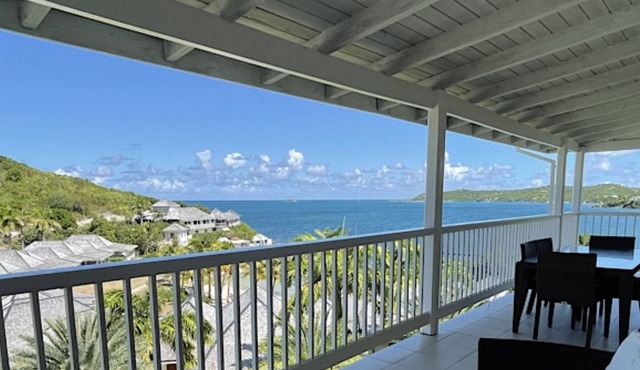 Vashay’s vacation pad/beauty in the sun