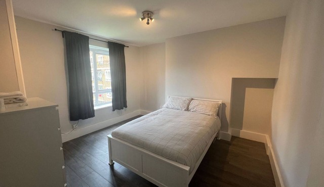 Vauxhall Central Room 3