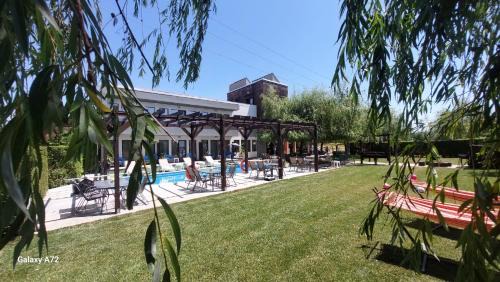 Vila Eclipse in Corbu