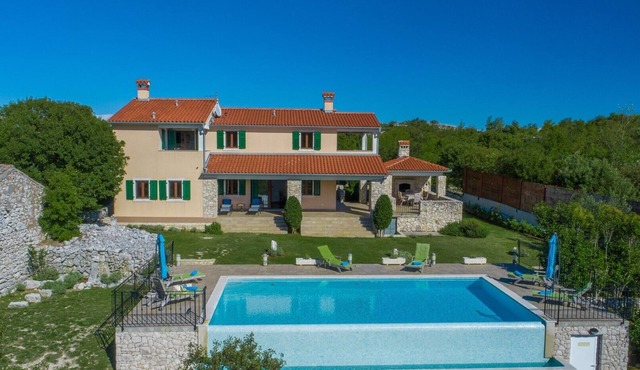 Villa Albina with magnificent Sea View