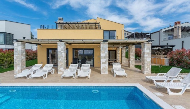 Villa Andreas Matelići with Beautiful Sea View