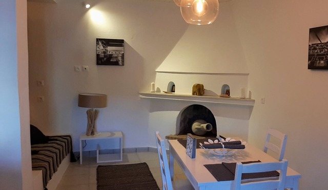 Villa Aspros Corfu - Stone house near Rovinia