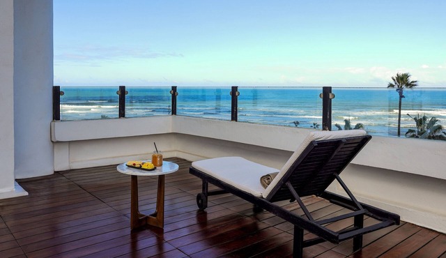 Villa Blanca Urban Hotel
