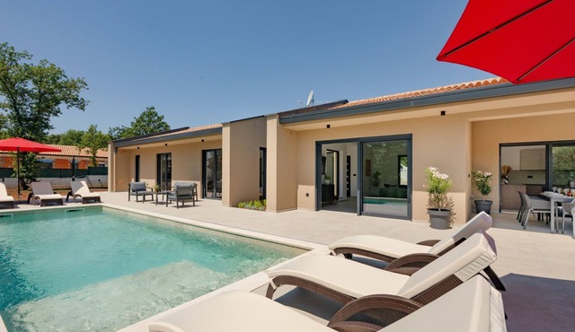 'Villa Bosco Oscuro by Interhome