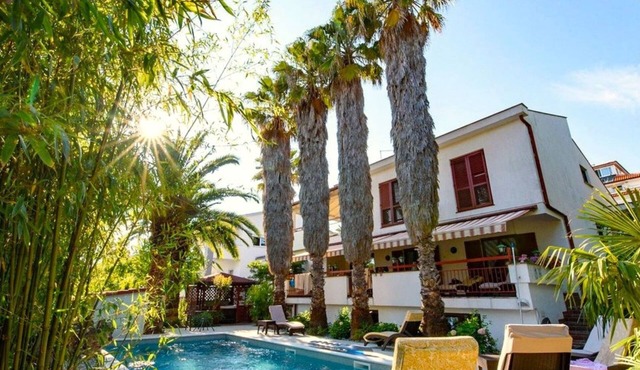 Villa Botanica by Villas Guide