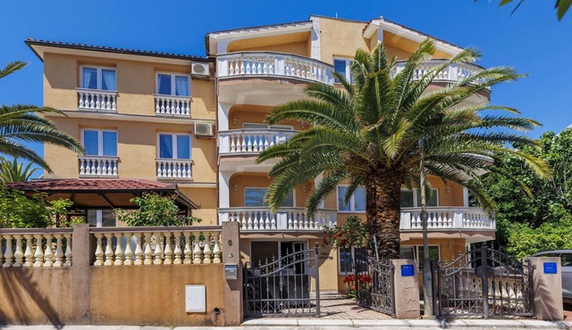 Villa Canaria 1 by Interhome