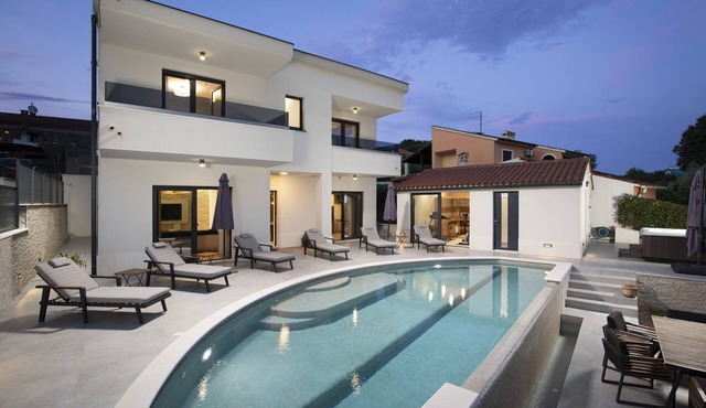Villa Cascada with private sauna and pool