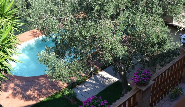 villa chalet con piscina