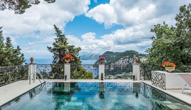 Villa Fernanda - Two villas with pool in Capri