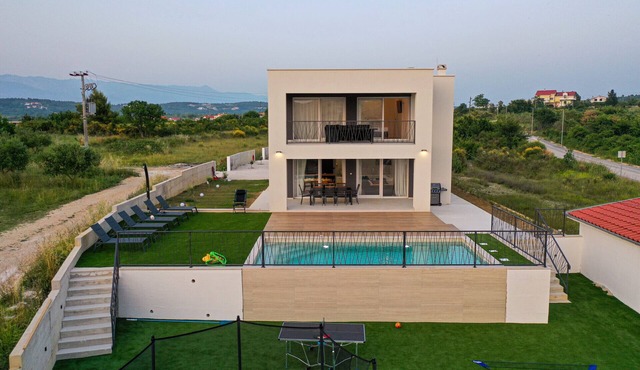 Villa Giovanni ZadarVillas