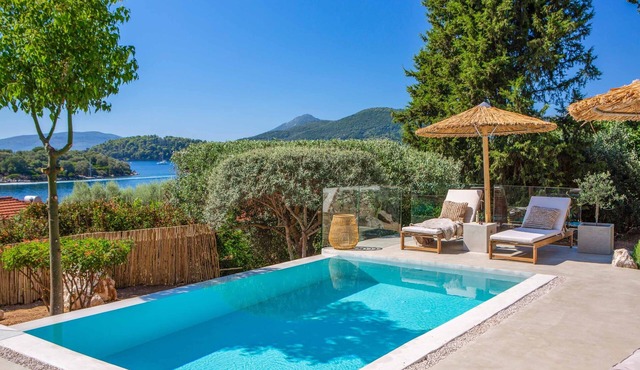 Villa Green Islets - Three Bedroom Villa, Sleeps 6