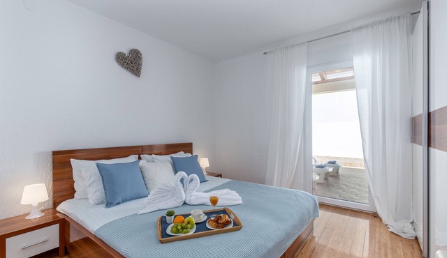 Villa in Dramalj, family friendly, pool, close to the beach