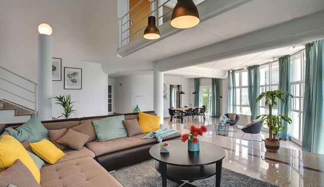 Villa in Medulin with Private Pool