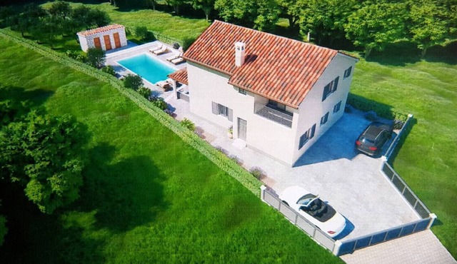 Villa Isabella with pool in Buzet, Istria