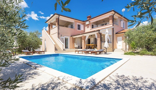 Villa Javor by Istrabook