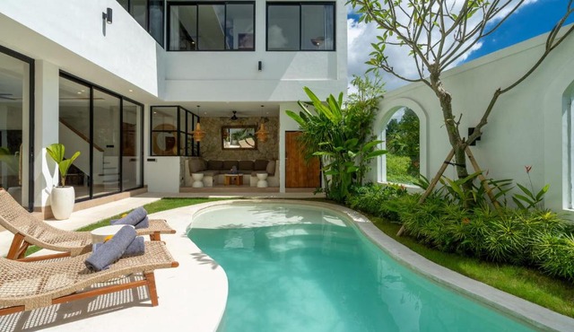 Villa Karnak - 3&1BR Luxury Villa in Canggu