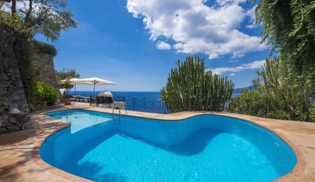 VILLA LILLA gorgeous villa in Praiano Amalfi Coast, Fully staffed