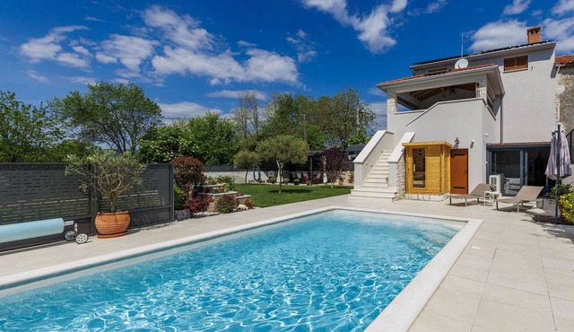 Villa Lora by Interhome