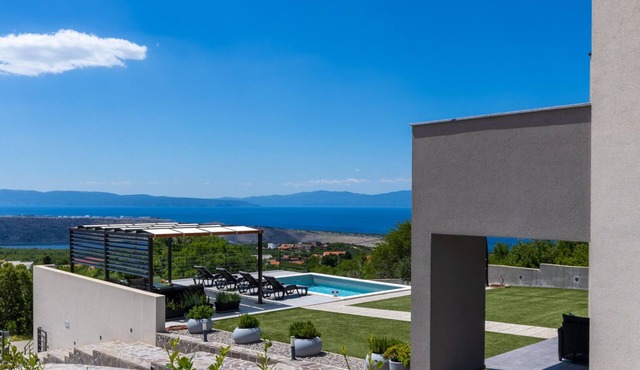 Villa Luminosa by Villas Guide