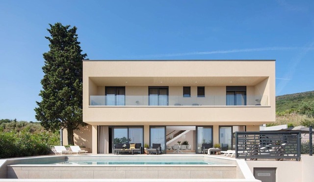 Villa Mar Vista - stunnig villa with pool and sea view